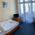 Lazensky Dum Florentini Pensjonat 3*